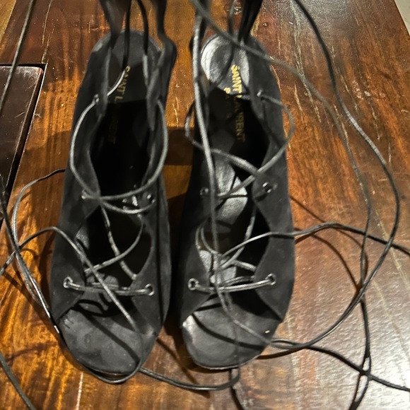 Saint Laurent Black Lace-Up Women's Shoes - Picture 1 of 6